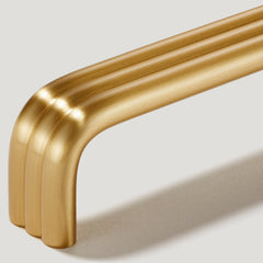 Plank Hardware Cabinetry ALVA D Bar Handle - Brass