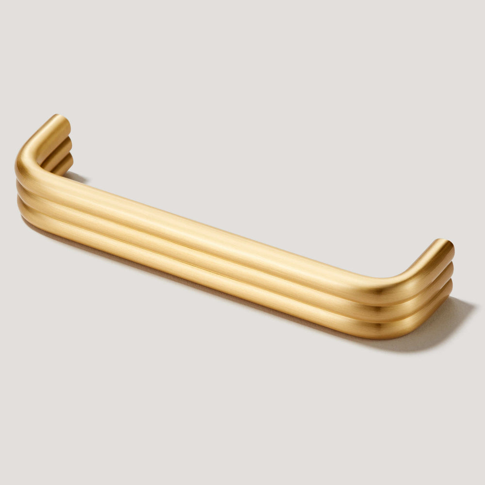 ALVA Tubular D Bar Handle - Brass