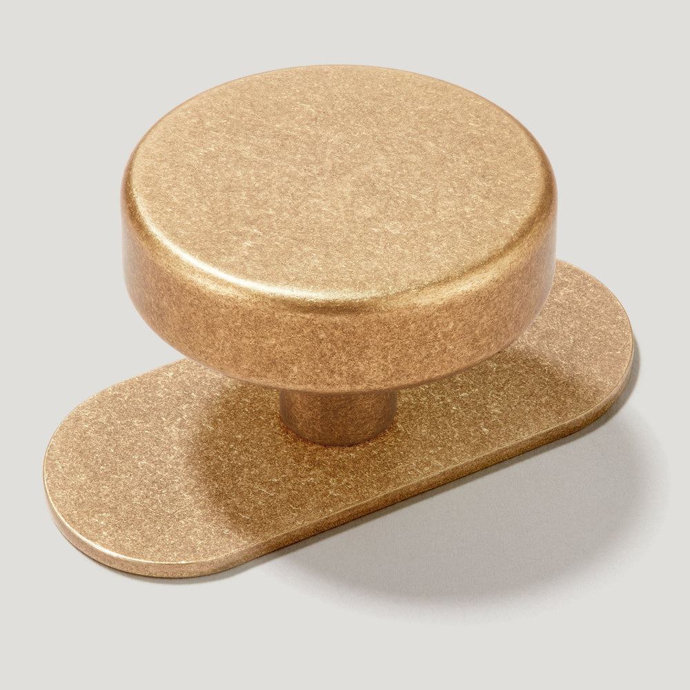 HUDSON Shaker Knob - Aged Brass