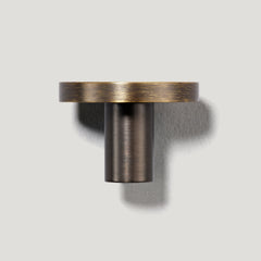 Plank Hardware Cabinetry LOVELL Circular Knob - Antique Brass