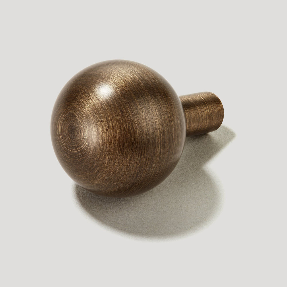 HALLEY Sphere Knob - Antique Brass