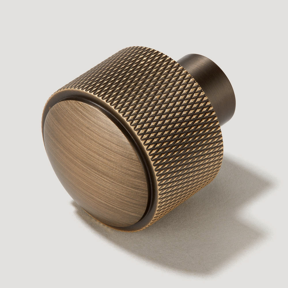 HUMBOLDT Knurled Button Knob - Antique Brass