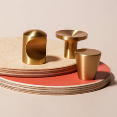 Plank Hardware Handles & Knobs HUBBLE Tapered Hook - Brass